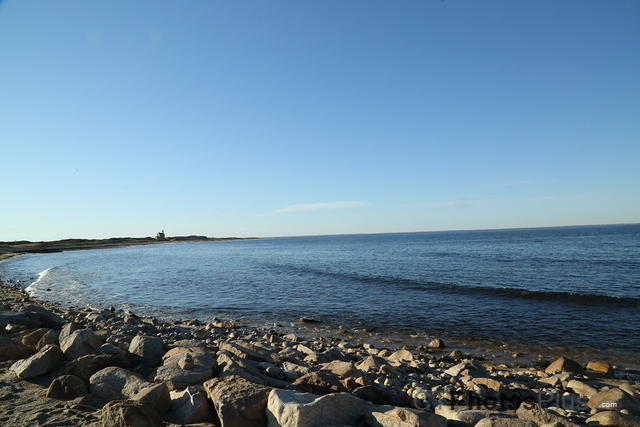 Coastline beauty Block Island with View of North Light U82A7322