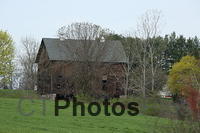 Barn in Suffield seen from Windsor Locks Canal State Park IMG 9999 77